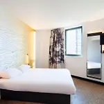 Paris Porte De 3*
