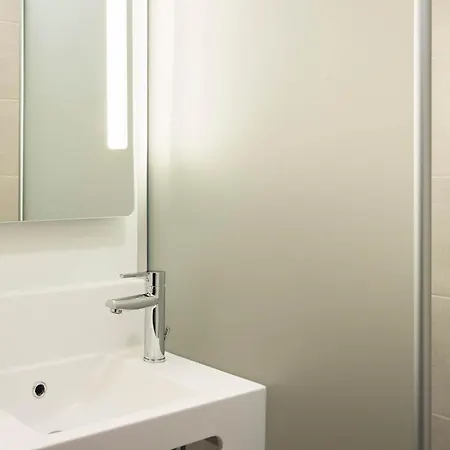 Paris Porte De 3* 바뇰레
