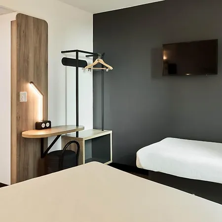 Hotel Paris Porte De