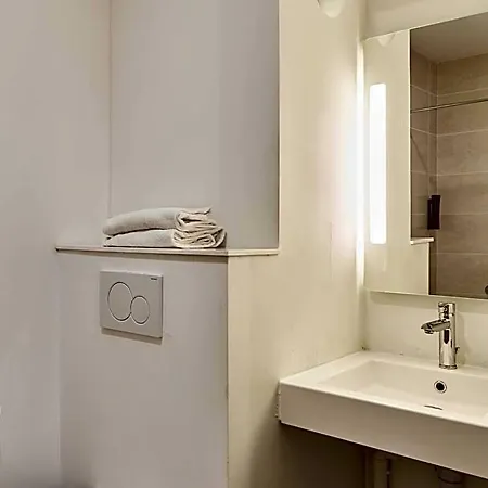 Paris Porte De 3* 바뇰레