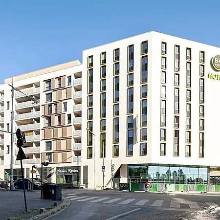 Paris Porte De 3*