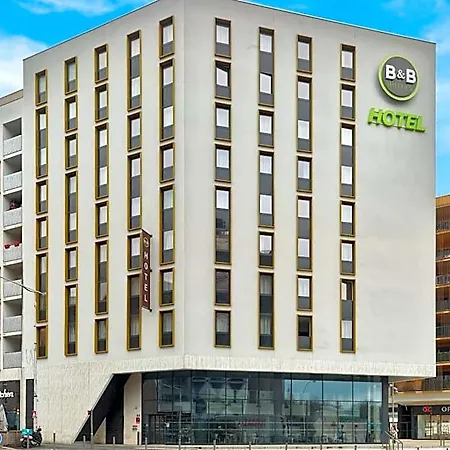 Hotel Paris Porte De 3*